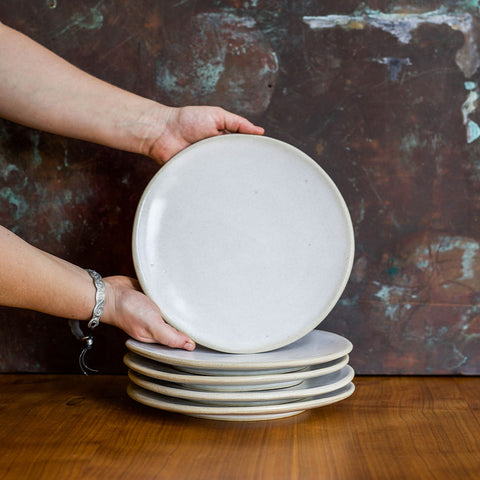 Displaying a plate on a stack of MMclay Plates
