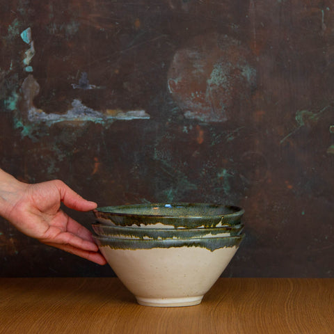 Inkblot Glazed Handmade Ramen Bowl: Striking Deep White Bowl with Contrasting Black Rim